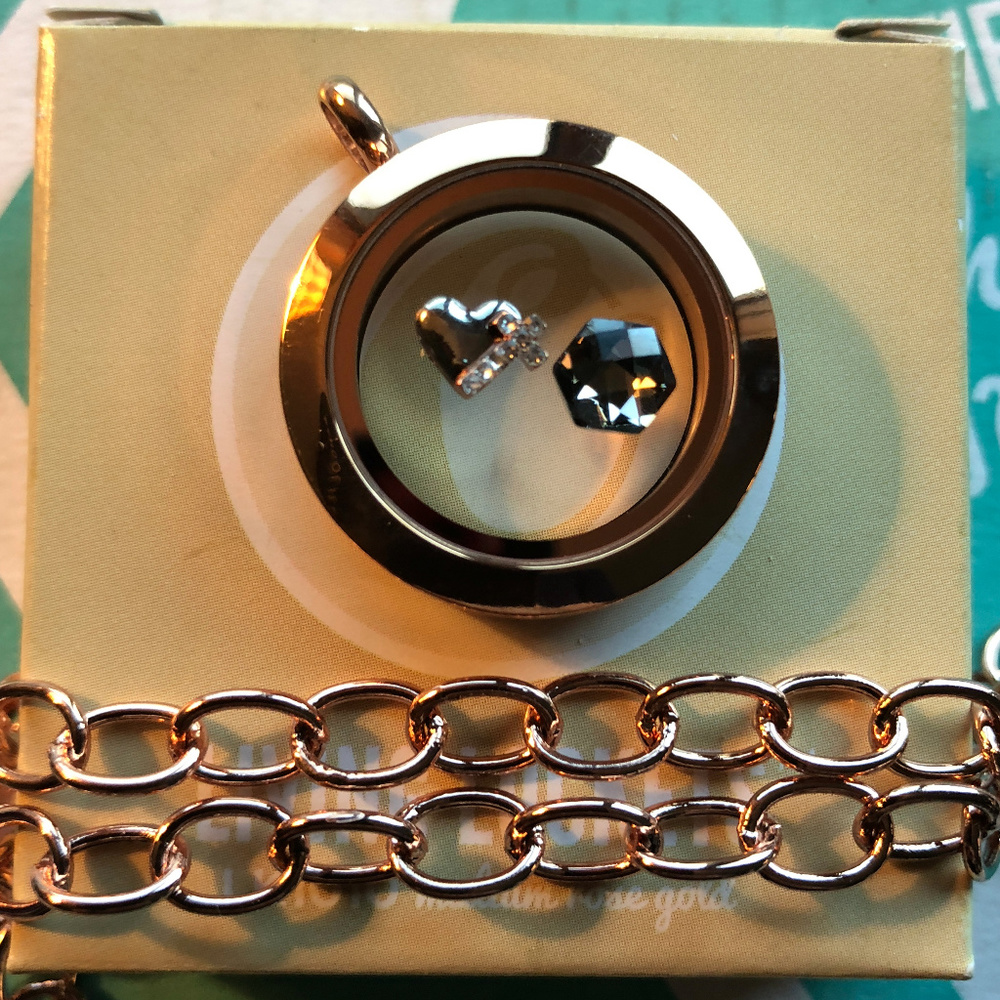 4pc Set! O2 Rose Gold Med Locket, Chain & Charms! - Picture 3 of 8
